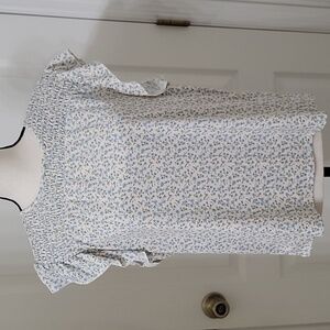 Liberty Love SIze XL Short Sleeve Cream with Blue Floral Smocked Upper Top, EUC